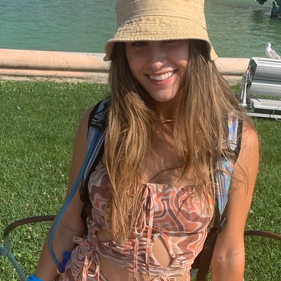 Mesh top - Picture 2 of 2